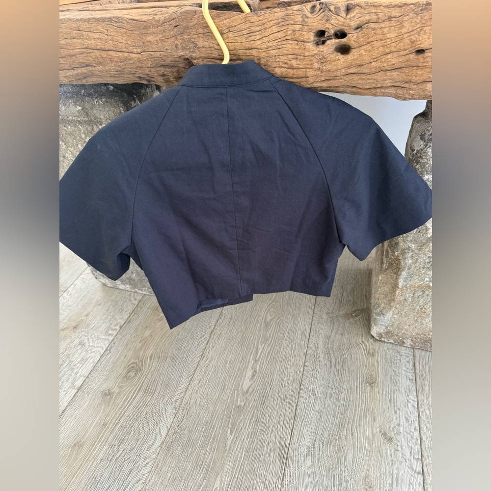 COMMENCE , Elegant Black crop  Women's Top with metal buttons NWT - Picture 10 of 11